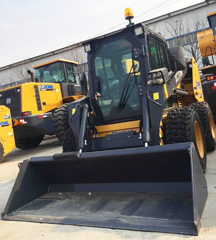 XCMG skid steer loader XC770K China mini four wheel drive bucket skidsteer loader